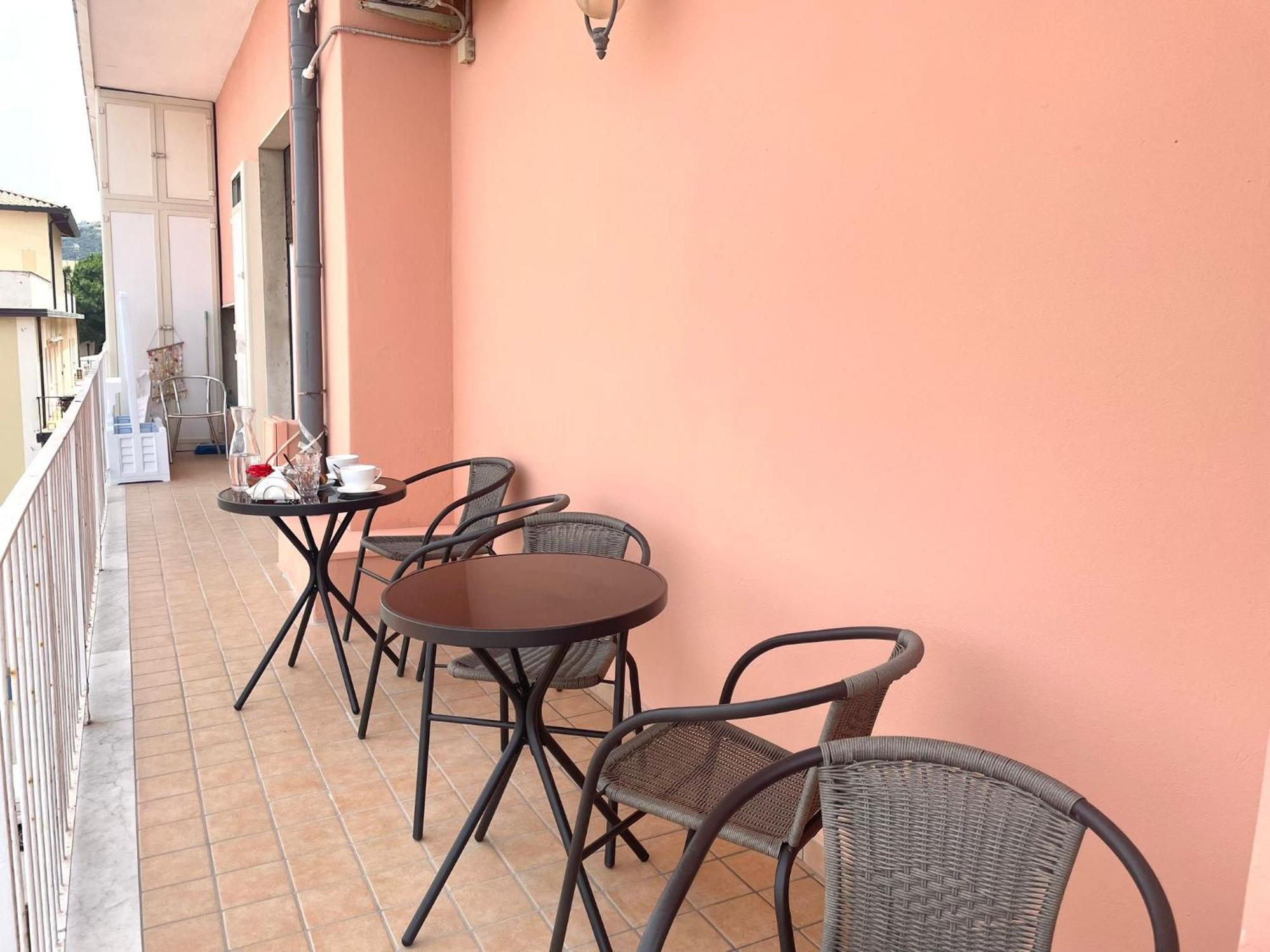 B&B Donna Ca' Тропеа Екстериор снимка